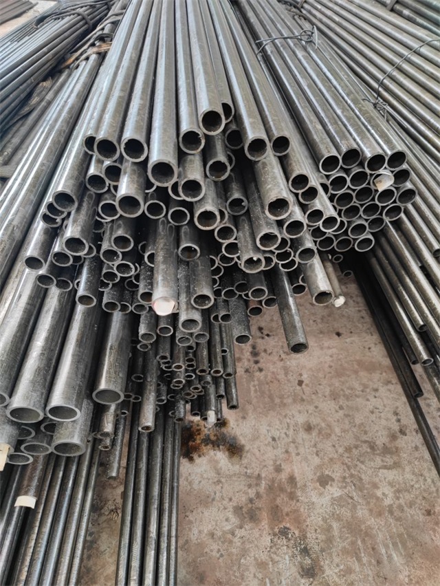 滁州16mn精密无缝钢管
